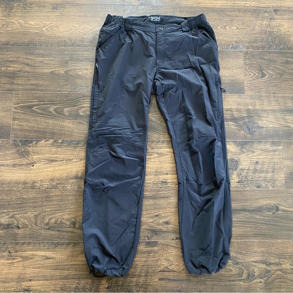 Mountain Hardwear Pants - Mountain Hardwear Extreme Hiking Pants 4 way Stretch Black Trousers size 10